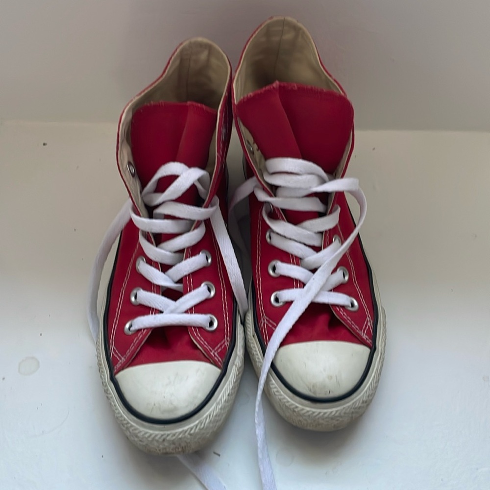 Red converse high tops - size 7
